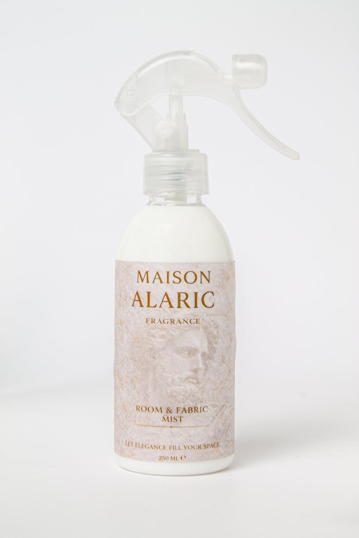 Maison Alaric fragrance room and fabric mist with elegant and minimalistic design.